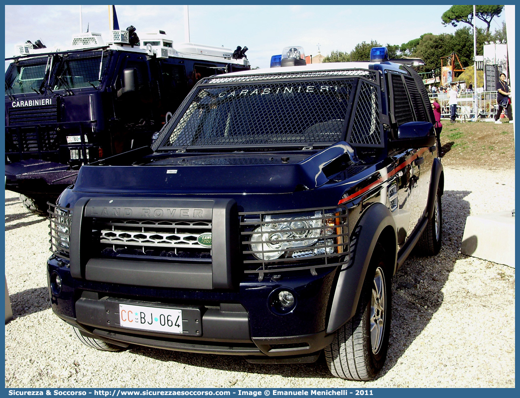 CC BJ064
Arma dei Carabinieri
Battaglioni Mobili
Land Rover Discovery 4
Parole chiave: CC;C.C.;Arma;dei;Carabinieri;Battaglione;Battaglioni;Mobile;Mobili;Land;Rover;Discovery;4;Blindato;Ordine;Pubblico;BJ064