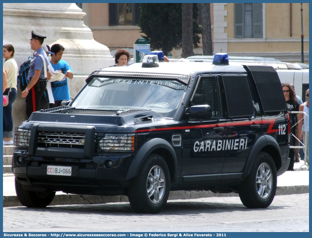 CC BJ066
Arma dei Carabinieri
Battaglioni Mobili
Land Rover Discovery 4
Parole chiave: CC;C.C.;Arma;dei;Carabinieri;Battaglione;Battaglioni;Mobile;Mobili;Land;Rover;Discovery;4;Blindato;Ordine;Pubblico;BJ066