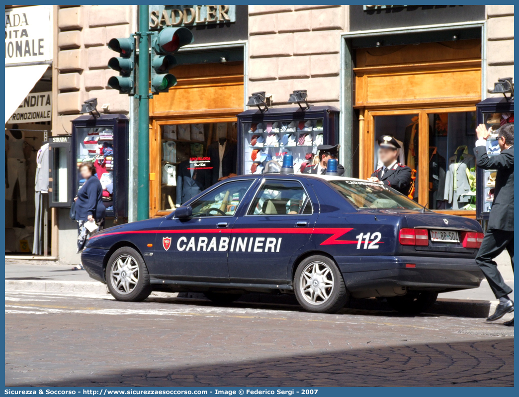 CC BP504
Arma dei Carabinieri
Comando Carabinieri Banca d'Italia
Lancia K
Parole chiave: CCBP504;Arma dei Carabinieri;Comando Carabinieri Banca d'Italia;Lancia K