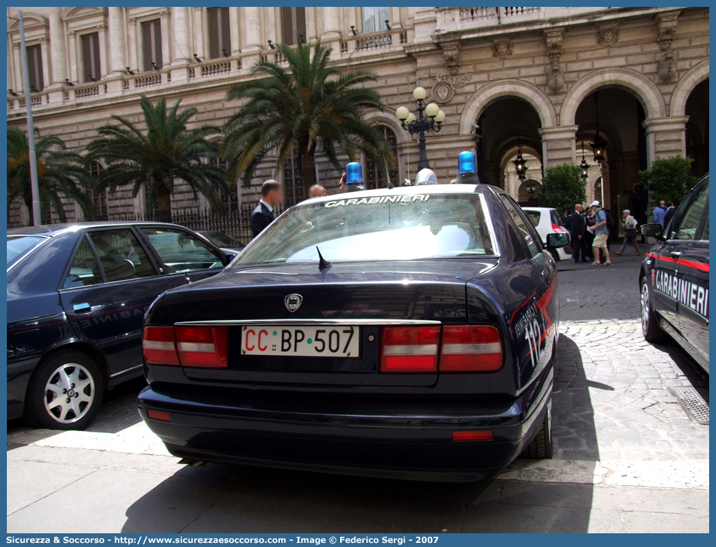 CC BP507
Arma dei Carabinieri
Comando Carabinieri Banca d'Italia
Lancia K
Parole chiave: CCBP507;Arma dei Carabinieri;Comando Carabinieri Banca d'Italia;Lancia K