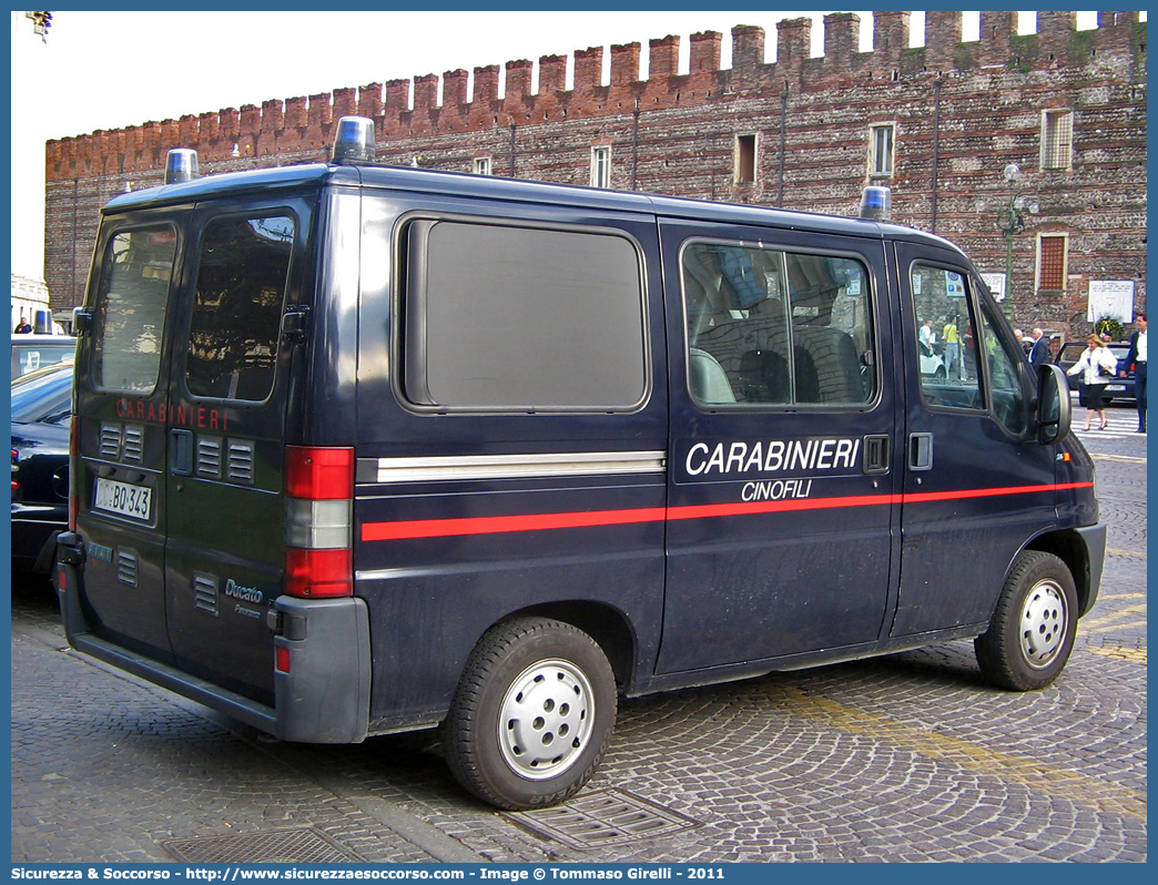 CC BQ343
Arma dei Carabinieri
Centro e Nuclei Cinofili
Fiat Ducato II serie
Parole chiave: CC;C.C.;Arma;Carabinieri;Centro;Nucleo;Cinofili;Fiat;Ducato