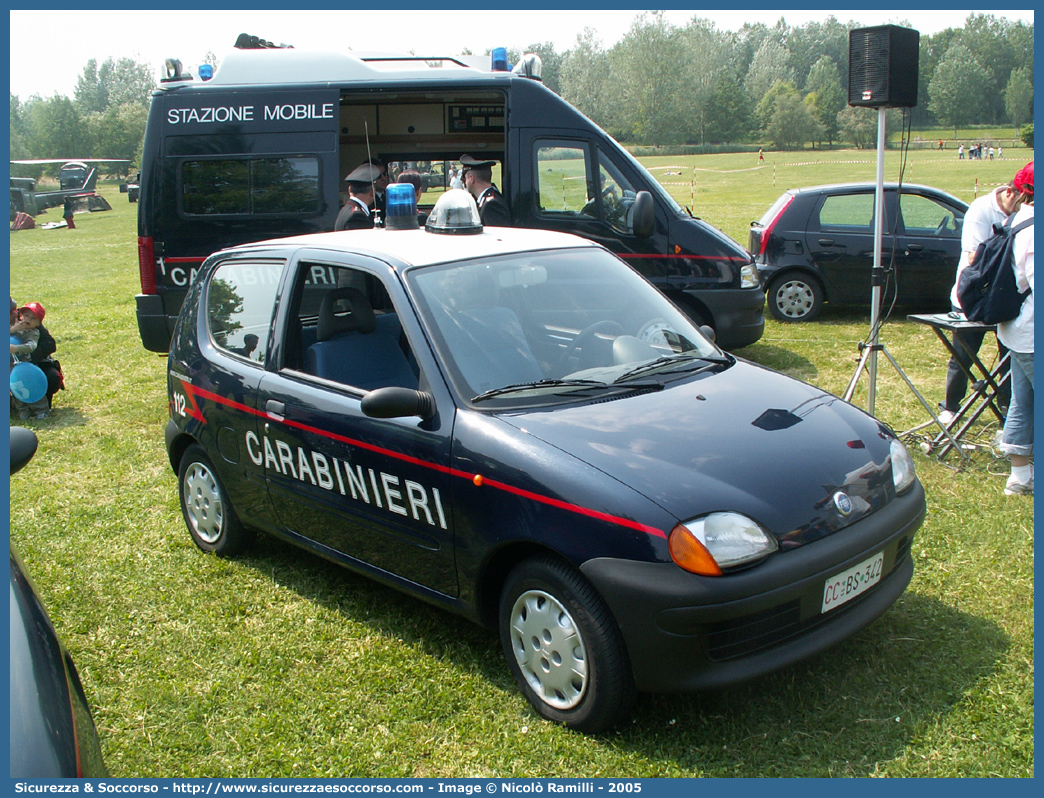 CC BS342
Arma dei Carabinieri
Fiat Seicento Elettra
Parole chiave: CCBS342;Arma dei Carabinieri;Fiat Seicento Elettra