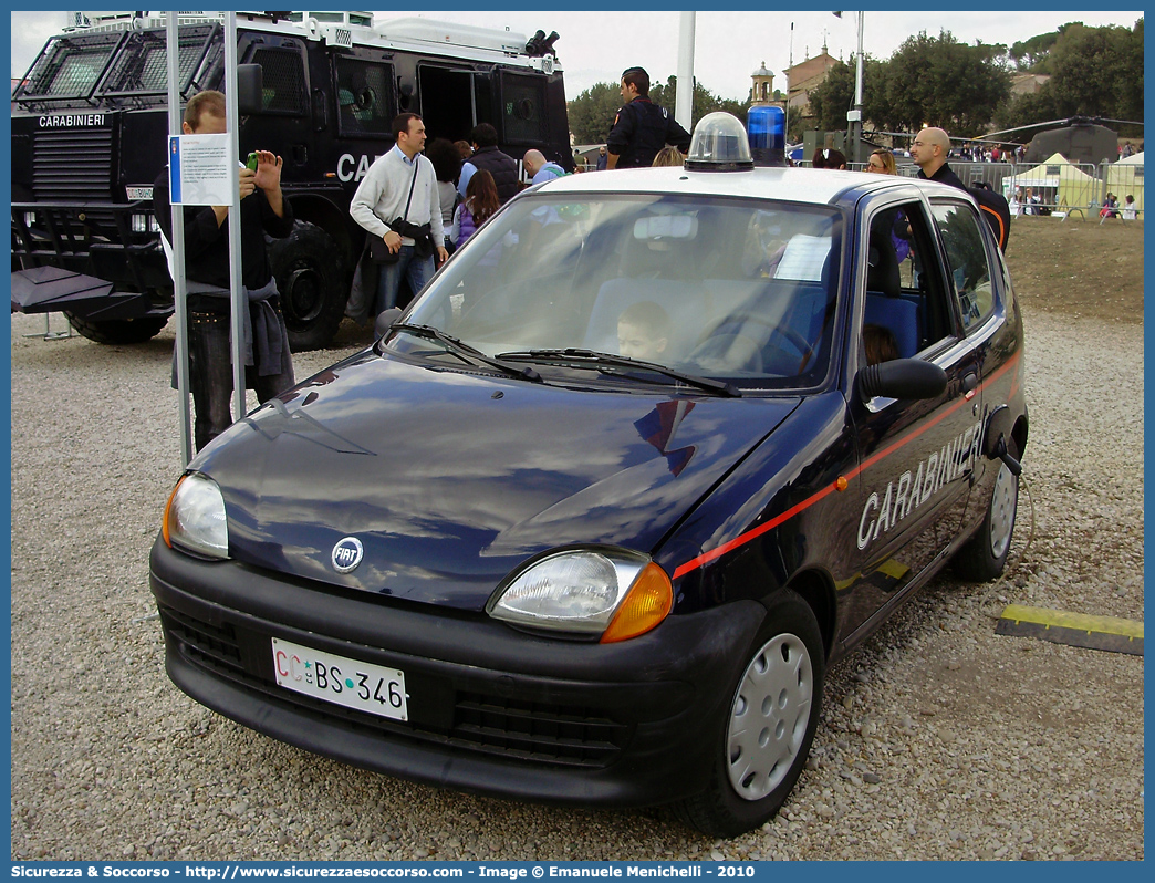 CC BS346
Arma dei Carabinieri
Fiat Seicento Elettra
Parole chiave: CCBS346;Arma dei Carabinieri;Fiat Seicento Elettra