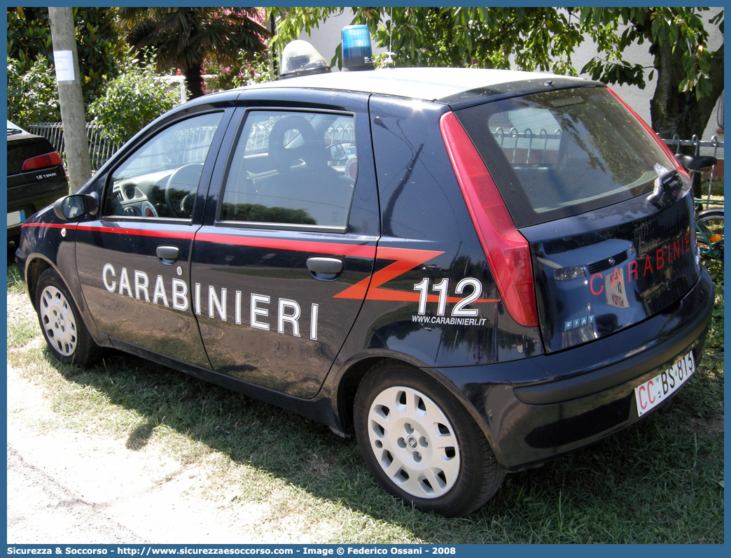 CC BS813
Arma dei Carabinieri
Fiat Punto II serie
Parole chiave: CC;C.C.;Arma;dei;Carabinieri;Fiat;Punto