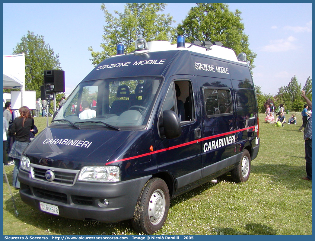 CC BV978
Arma dei Carabinieri
Fiat Ducato II serie restyling
Stazione Mobile
Allestitore Elevox S.r.l.
Parole chiave: CC;C.C.;Arma;Carabinieri;Fiat;Ducato;Stazione;Mobile;Elevox