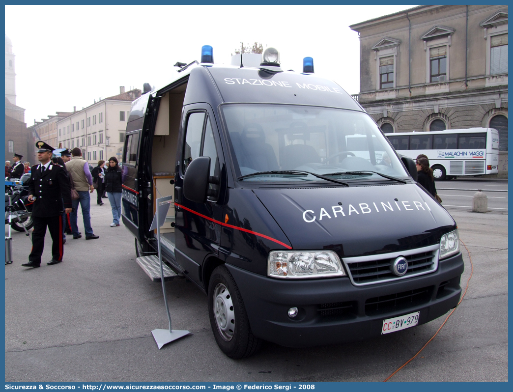 CC BV979
Arma dei Carabinieri
Fiat Ducato II serie restyling
Stazione Mobile
Allestitore Elevox S.r.l.
Parole chiave: CC;C.C.;Arma;Carabinieri;Fiat;Ducato;Stazione;Mobile;Elevox