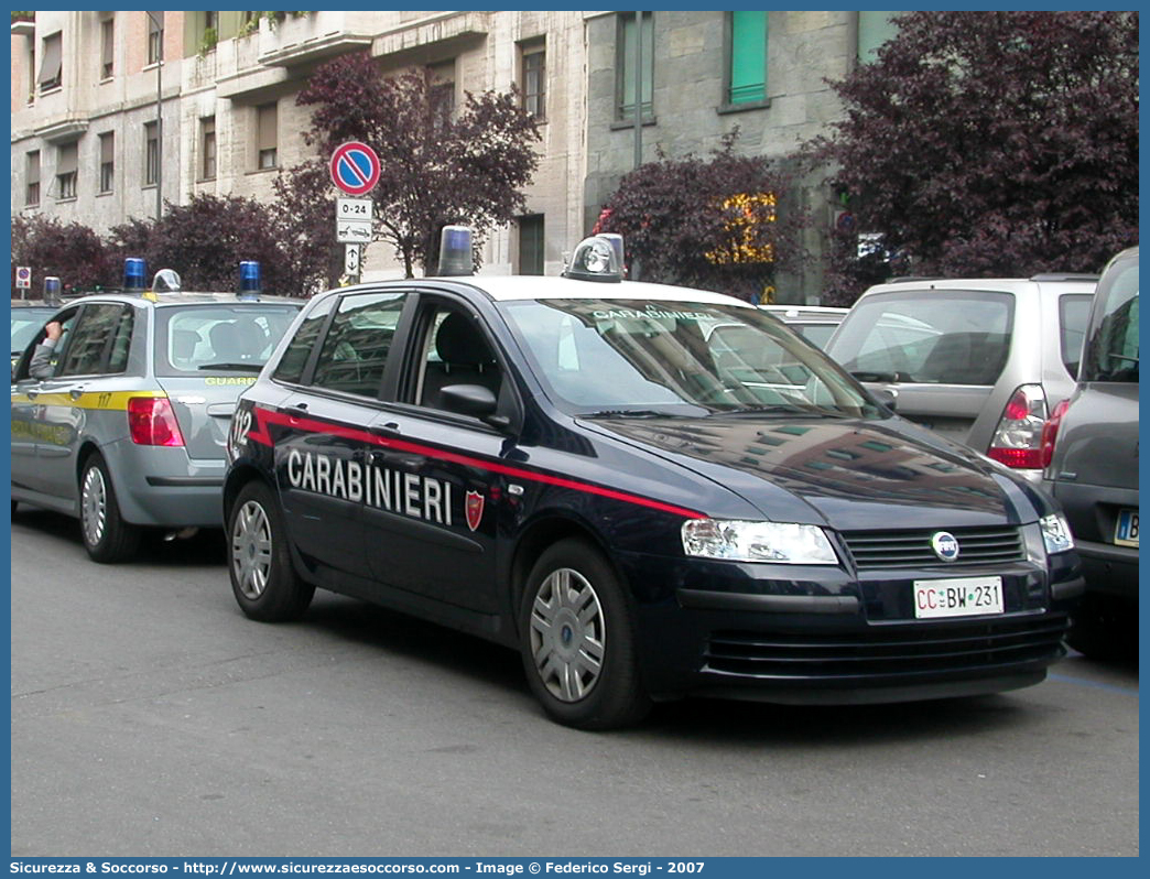 CC BW231
Arma dei Carabinieri
Fiat Stilo II serie
Parole chiave: CC;C.C.;Arma;dei;Carabinieri;Nucleo;Radiomobile;Radio;Mobile;Pattuglia;Pattuglie;Mobile;Mobili;di;Zona;Fiat;Stilo