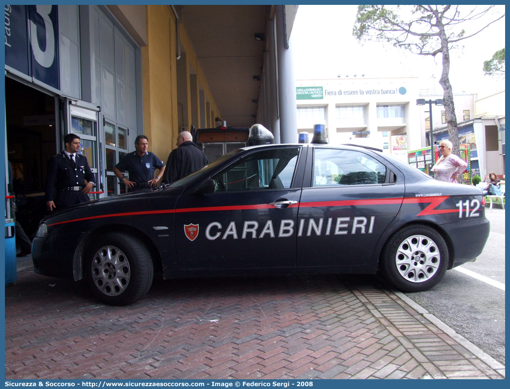 CC BX530
Arma dei Carabinieri
Alfa Romeo 156 II serie
con sistema "Falco"
Parole chiave: CCBX530;Arma dei Carabinieri;Alfa Romeo 156 II serie;Falco