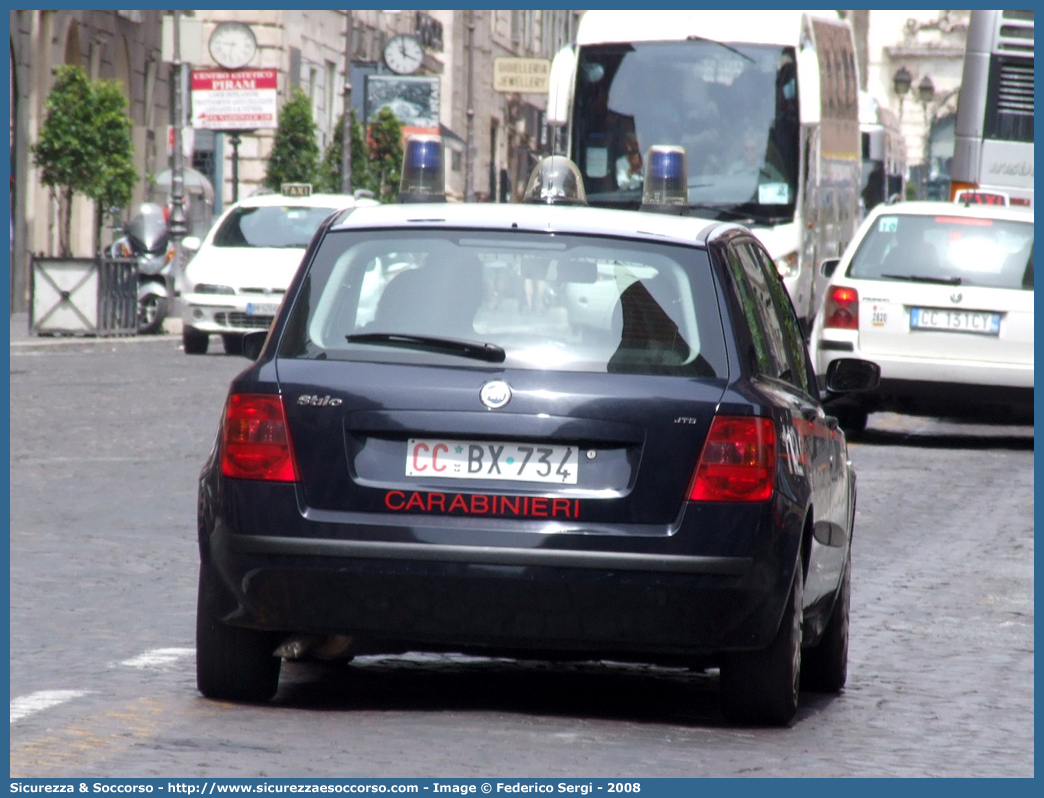 CC BX734
Arma dei Carabinieri
Fiat Stilo II serie
Parole chiave: CC;C.C.;Arma;dei;Carabinieri;Nucleo;Radiomobile;Radio;Mobile;Pattuglia;Pattuglie;Mobile;Mobili;di;Zona;Fiat;Stilo