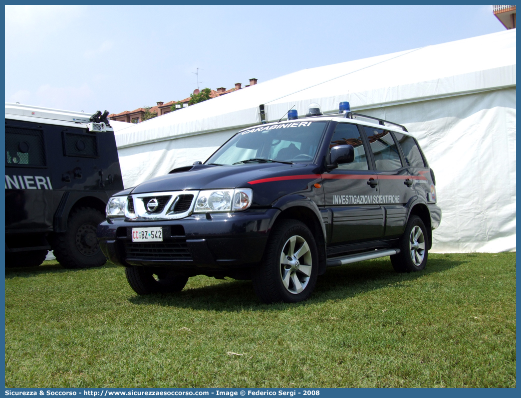 CC BZ542
Arma dei Carabinieri
Raggruppamento Carabinieri
Investigazioni Scientifiche
Nissan Terrano III serie
Allestitore Bollanti S.r.l.
Parole chiave: CCBZ542;Arma dei Carabinieri;Raggruppamento Carabinieri Investigazioni Scientifiche;RACIS;RIS;Nissan Terrano III serie