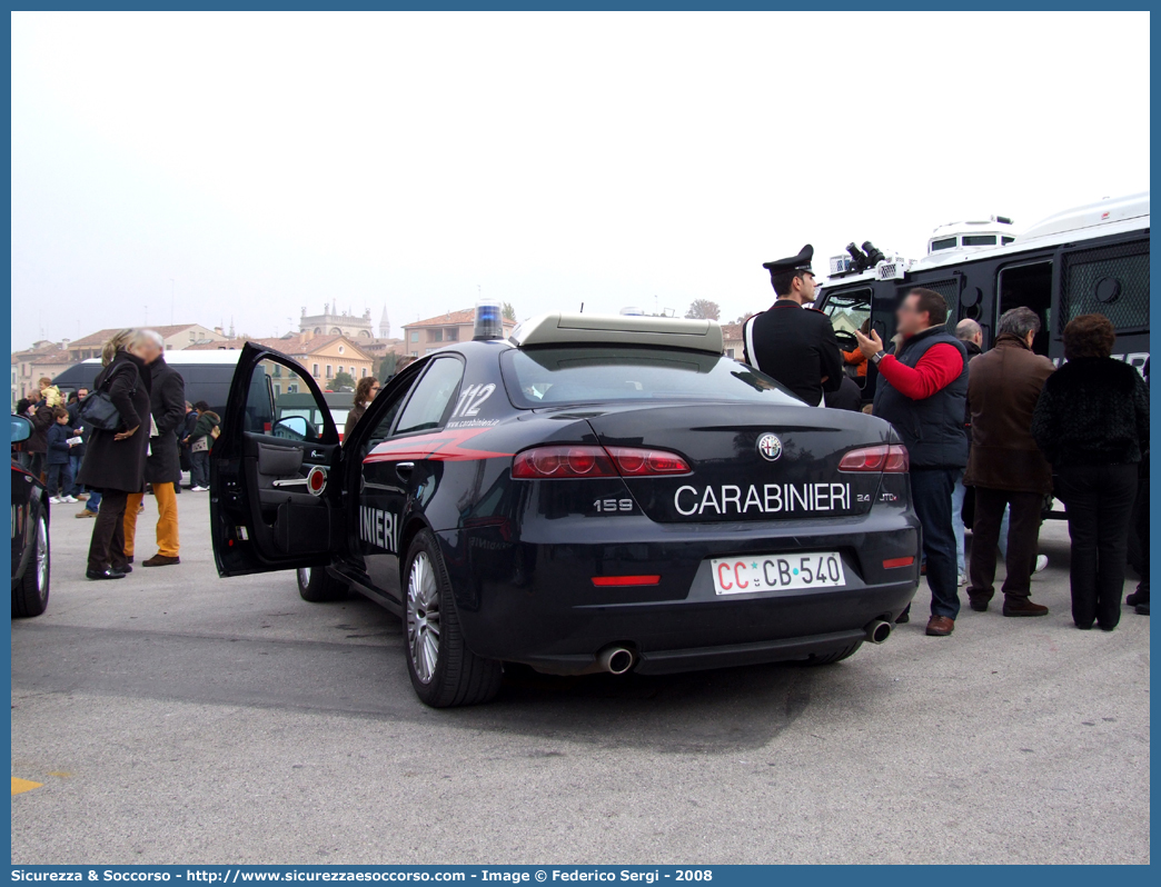 CC CB540
Arma dei Carabinieri
Alfa Romeo 159
Parole chiave: CC;C.C.;Arma;dei;Carabinieri;Alfa;Romeo;159;Radiomobile;CB540