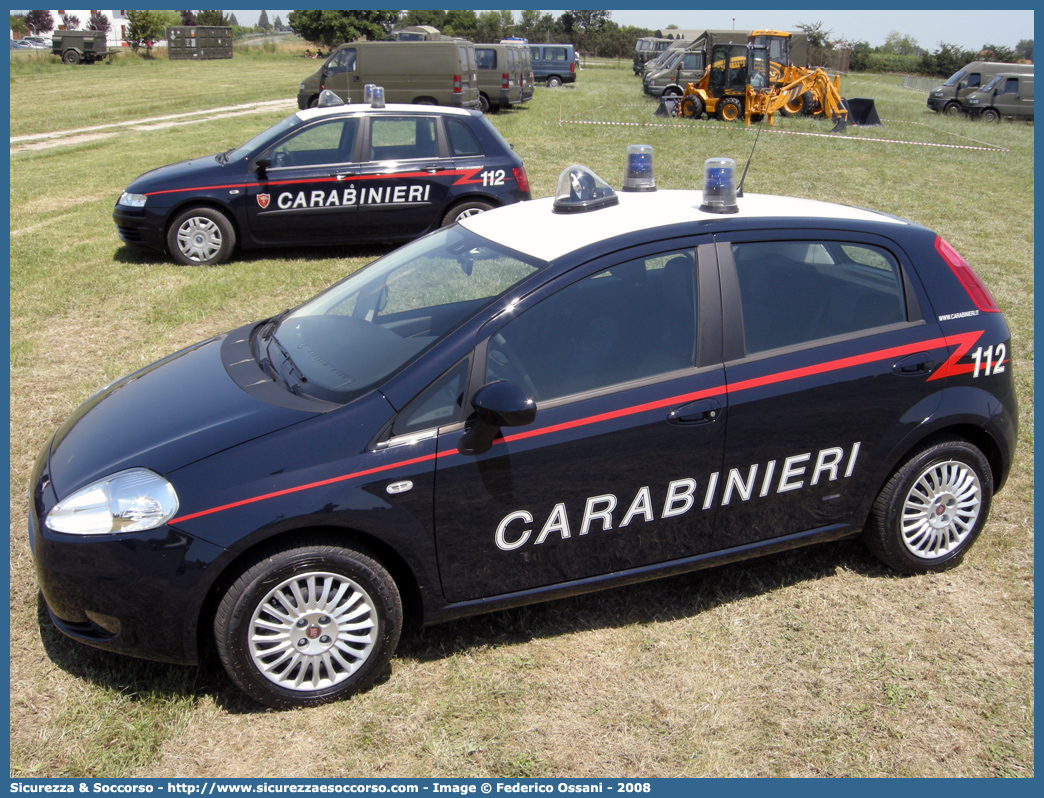 CC CB739
Arma dei Carabinieri
Fiat Grande Punto
Parole chiave: CC;C.C.;Arma;Carabinieri;Fiat;Grande;Punto;CB739