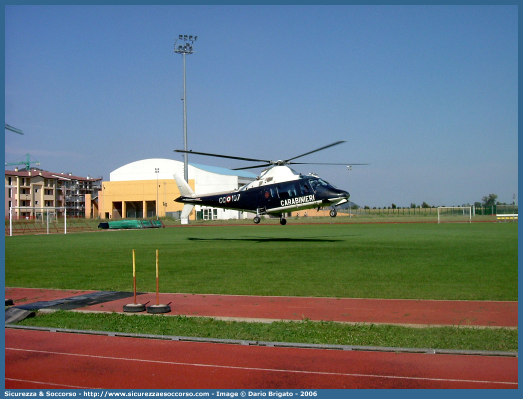 MM81219 / CC 107
Arma dei Carabinieri
Raggruppamento Carabinieri Aeromobili
Agusta A109 AII
Parole chiave: CC;C.C.;Arma;Carabinieri;Raggruppamento;Aeromobili;Agusta;A109;107