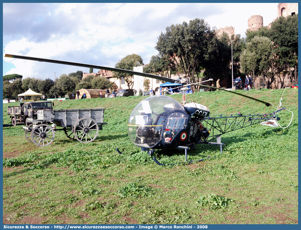 CC 13
Arma dei Carabinieri
Raggruppamento Carabinieri Aeromobili
Agusta Bell AB47 G3B1
Parole chiave: CC;c.C.;Arma;Carabinieri;Raggruppamento;Aeromobili;Agusta;Bell;AB47;G3B1