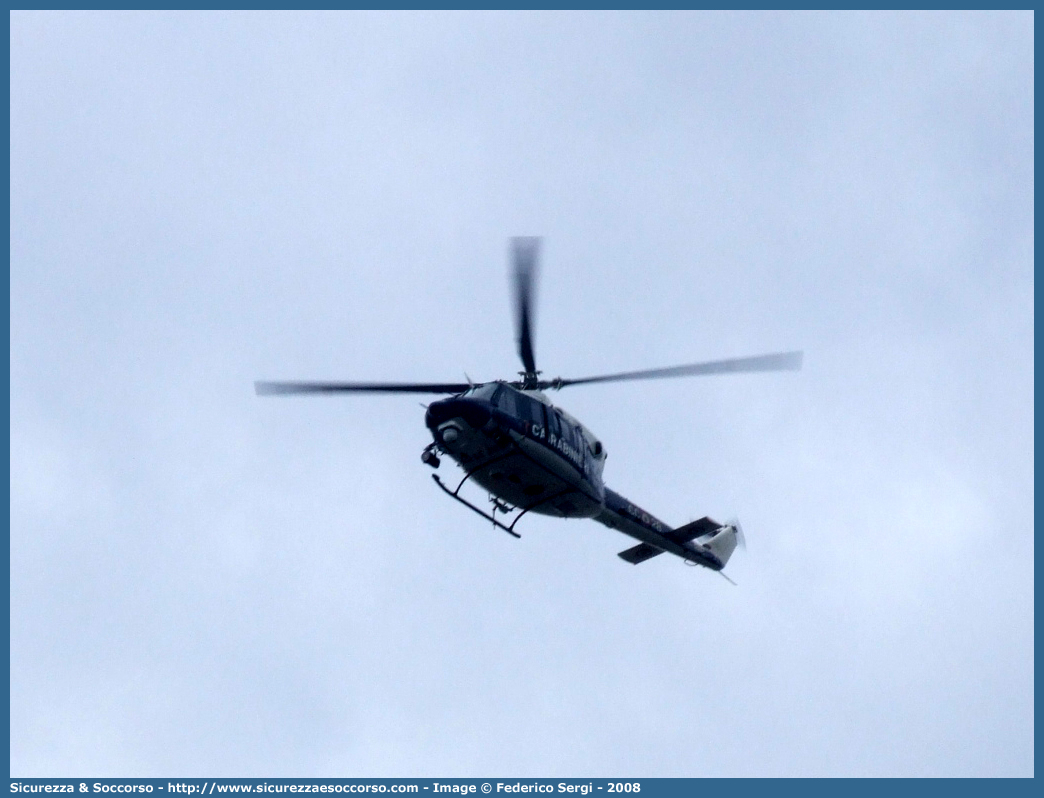 MM81462 / CC 28
Arma dei Carabinieri
Raggruppamento Carabinieri Aeromobili
Agusta Bell AB412 
Parole chiave: CC;C.C.;Arma;Carabinieri;Raggruppamento;Aeromobili;Agusta;Bell;AB412