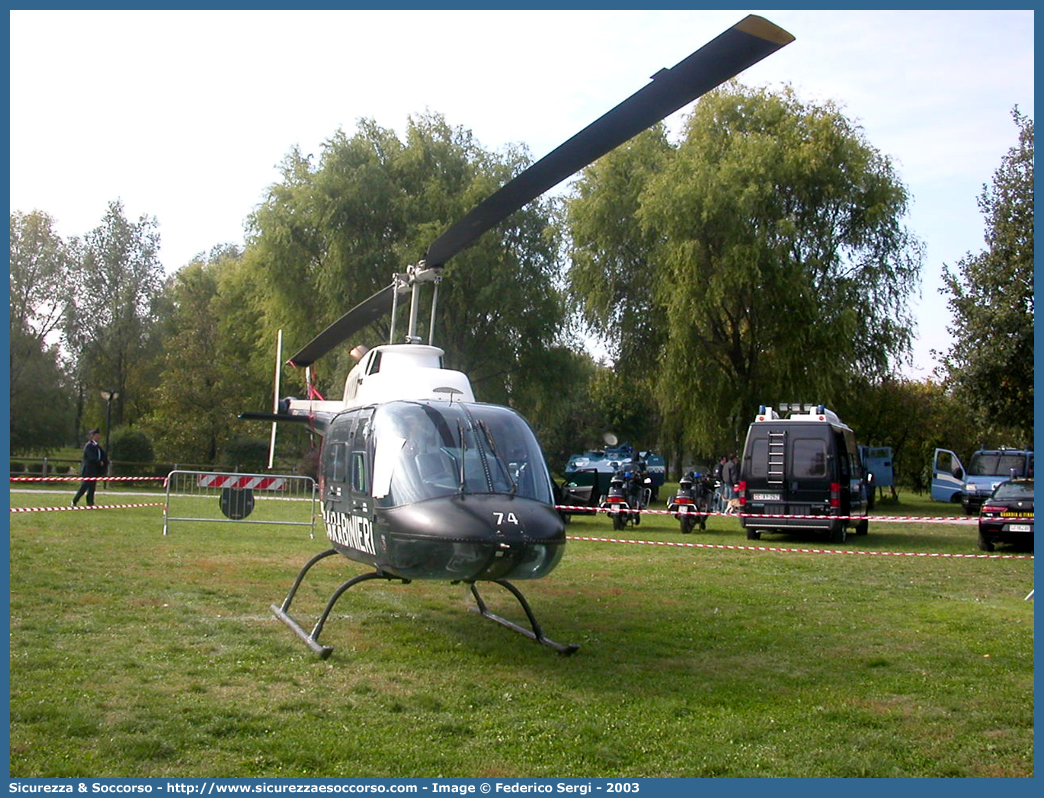 MM81038 / CC 74
Arma dei Carabinieri
Raggruppamento Carabinieri Aeromobili
Agusta Bell AB206
Parole chiave: CC;C.C.;Arma;Carabinieri;Raggruppamento;Aeromobili;Agusta;Bell;AB206