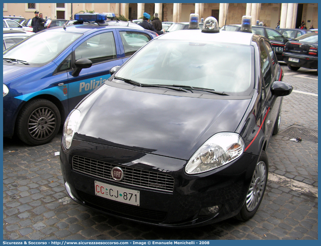 CC CJ871
Arma dei Carabinieri
Fiat Grande Punto
Parole chiave: CC;C.C.;Arma;Carabinieri;Fiat;Grande;Punto;CJ871