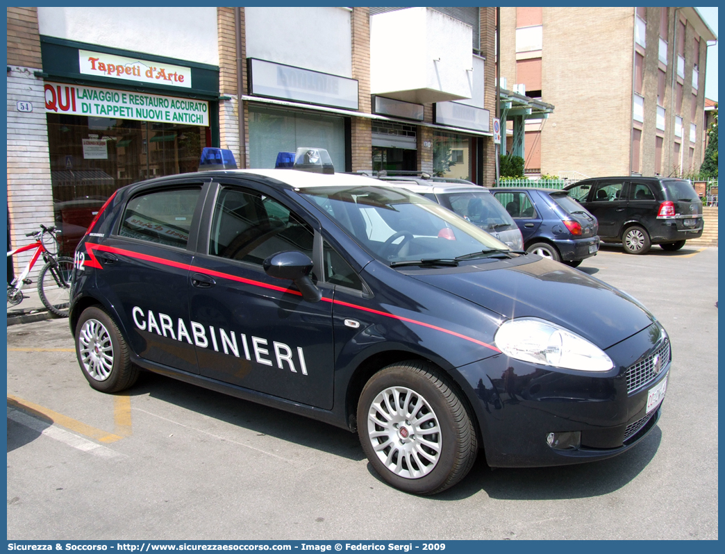 CC CN462
Arma dei Carabinieri
Fiat Grande Punto
Parole chiave: CC;C.C.;Arma;Carabinieri;Fiat;Grande;Punto;CN462