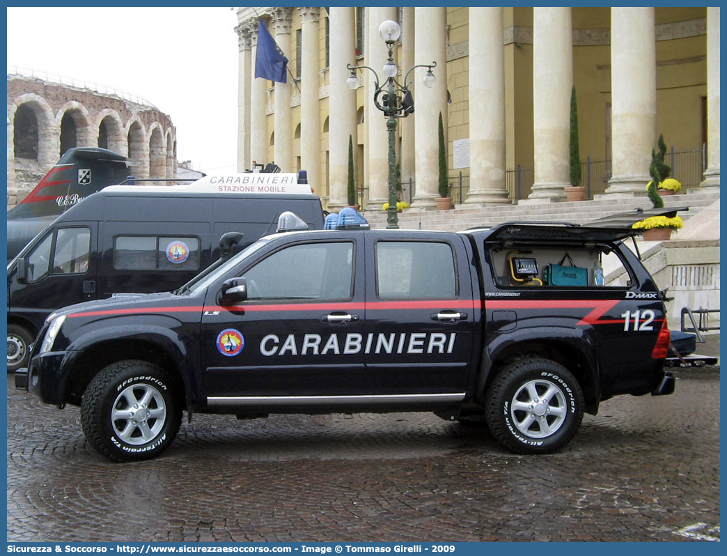 CC CN915
Arma dei Carabinieri
Raggruppamento Carabinieri
Investigazioni Scientifiche
Isuzu D-Max I serie I restyling
Allestitore Maritan S.r.l.
Parole chiave: CCCN915;Arma dei Carabinieri;Raggruppamento Carabinieri Investigazioni Scientifiche;RACIS;RIS;Isuzu D-Max II serie restyling