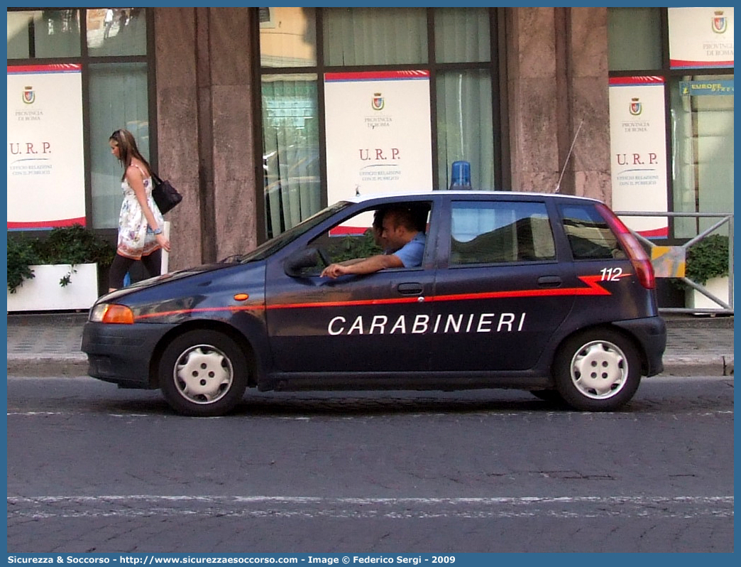 EI AS195
Arma dei Carabinieri
Reparto Carabinieri presso l'Esercito Italiano
Fiat Punto I serie
Parole chiave: EI;E.I.;Arma;dei;Carabinieri;Reparto;Esercito;Italiano;Polizia;Militare;Fiat;Punto;AS195