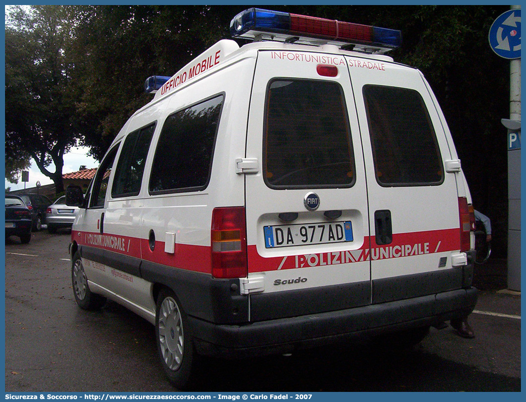 -
Polizia Municipale
Comune di Cortona
Fiat Scudo III serie
Parole chiave: Polizia;Locale;Municipale;Cortona;Fiat;Scudo