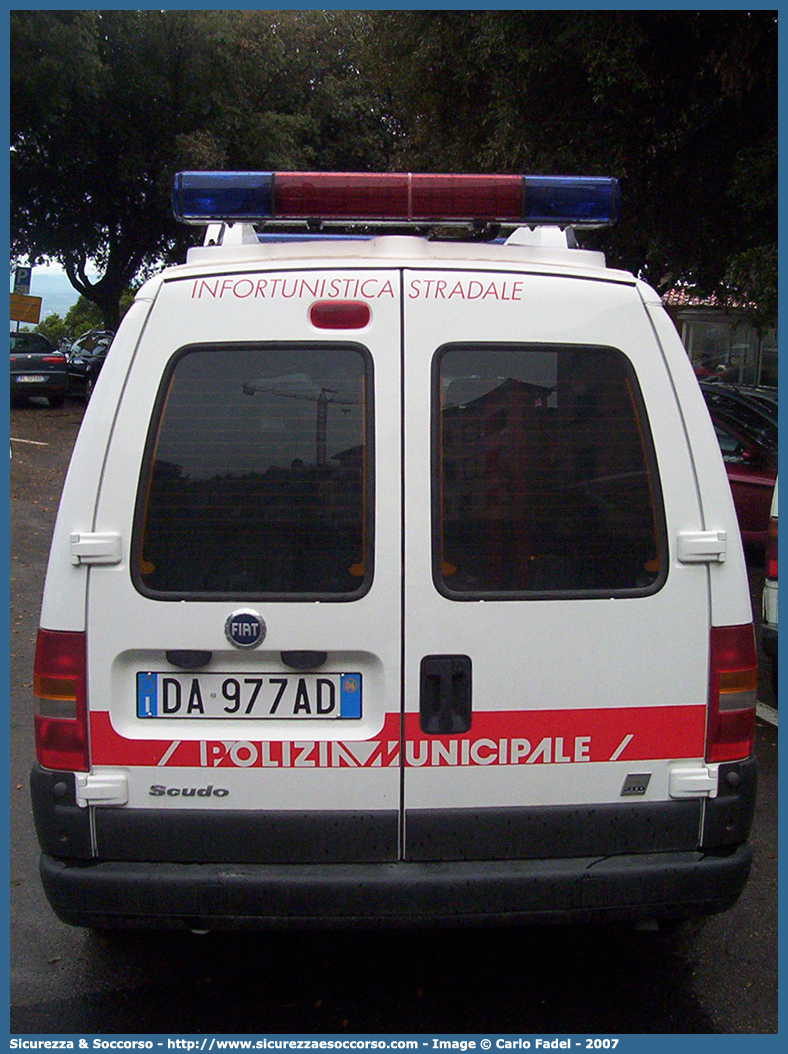 -
Polizia Municipale
Comune di Cortona
Fiat Scudo III serie
Parole chiave: Polizia;Locale;Municipale;Cortona;Fiat;Scudo