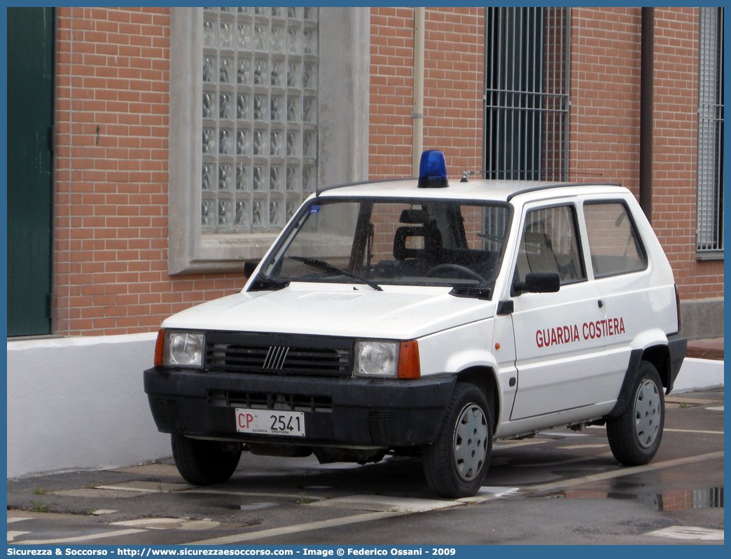 CP 2541
Corpo delle Capitanerie di Porto
Guardia Costiera 
Fiat Panda II serie     
Parole chiave: GC;G.C.;CP;C.P.;Guardia;Costiera;Capitaneria;Capitanerie;di;Porto;Fiat;Panda