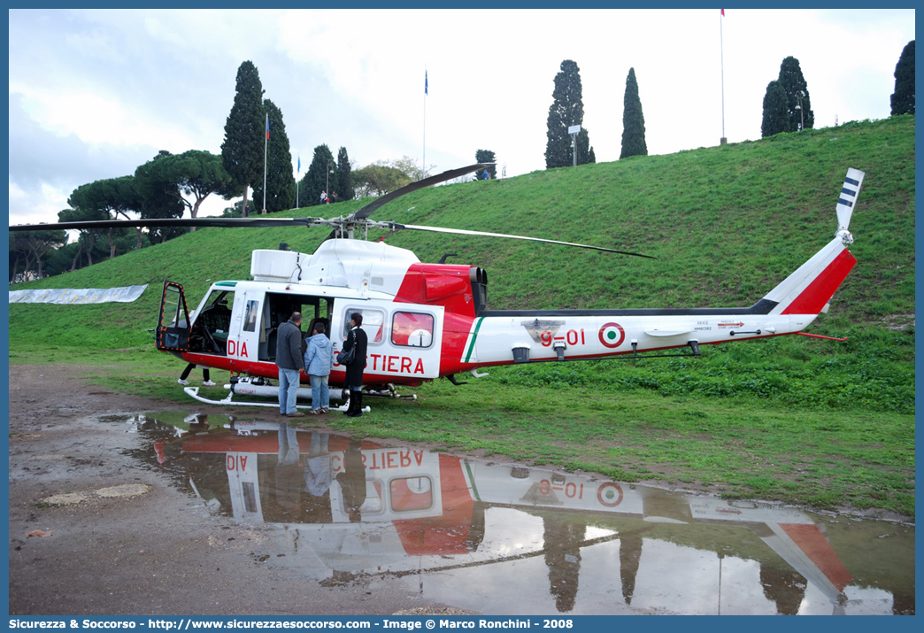 MM81382 / 9-01 "Koala 01"
Corpo delle Capitanerie di Porto
Guardia Costiera 
Agusta Bell AB412CP
Parole chiave: CP;GC;C.P.;G.C.;Guardia Costiera;Capitaneria di Porto;Agusta;Bell;AB;412;CP;9-01;9;01