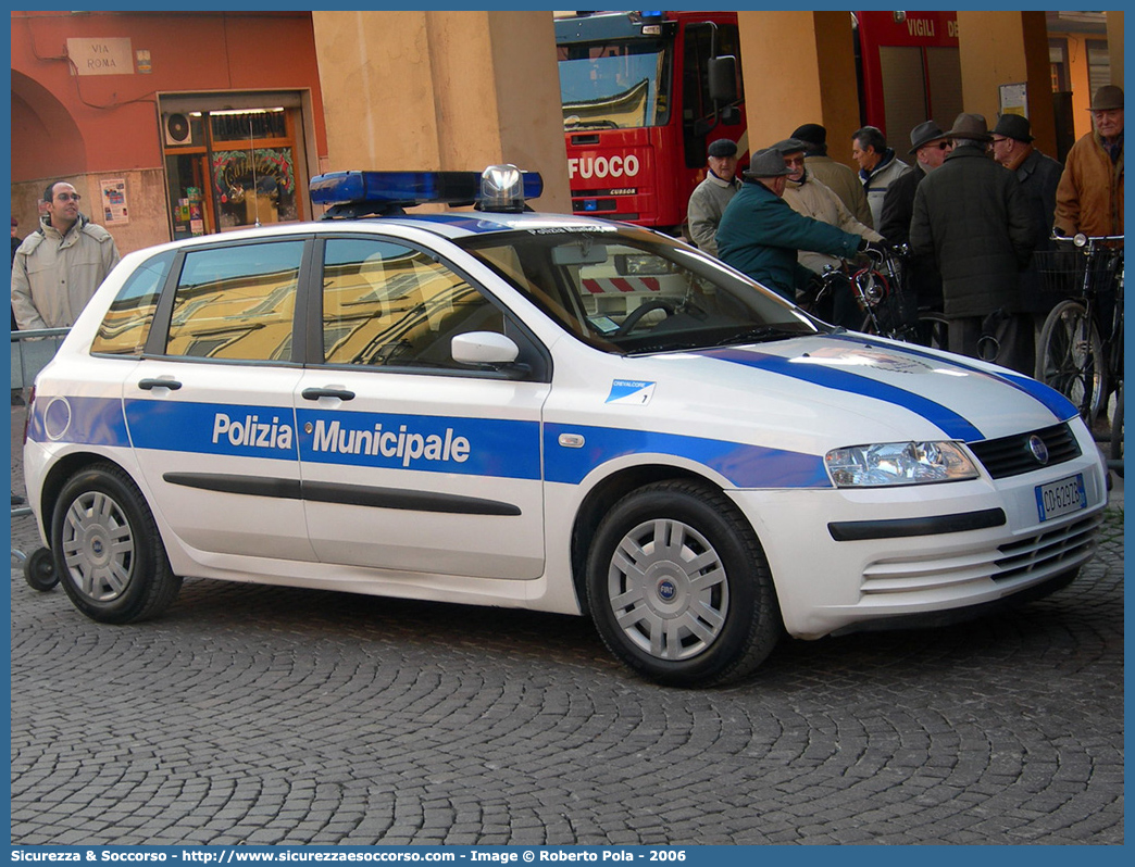 -
Polizia Municipale
Comune di Crevalcore
Fiat Stilo
Allestitore Focaccia Group S.r.l.
Parole chiave: Polizia;Locale;Municipale;Crevalcore;Fiat;Stilo;Focaccia