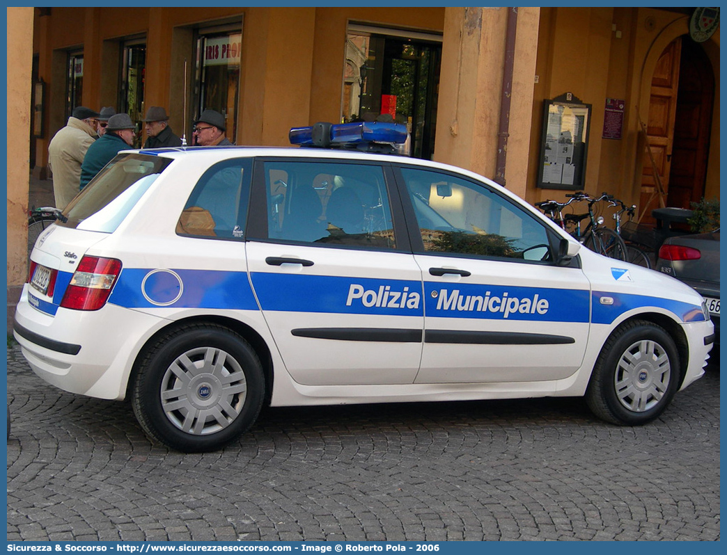 -
Polizia Municipale
Comune di Crevalcore
Fiat Stilo
Allestitore Focaccia Group S.r.l.
Parole chiave: Polizia;Locale;Municipale;Crevalcore;Fiat;Stilo;Focaccia