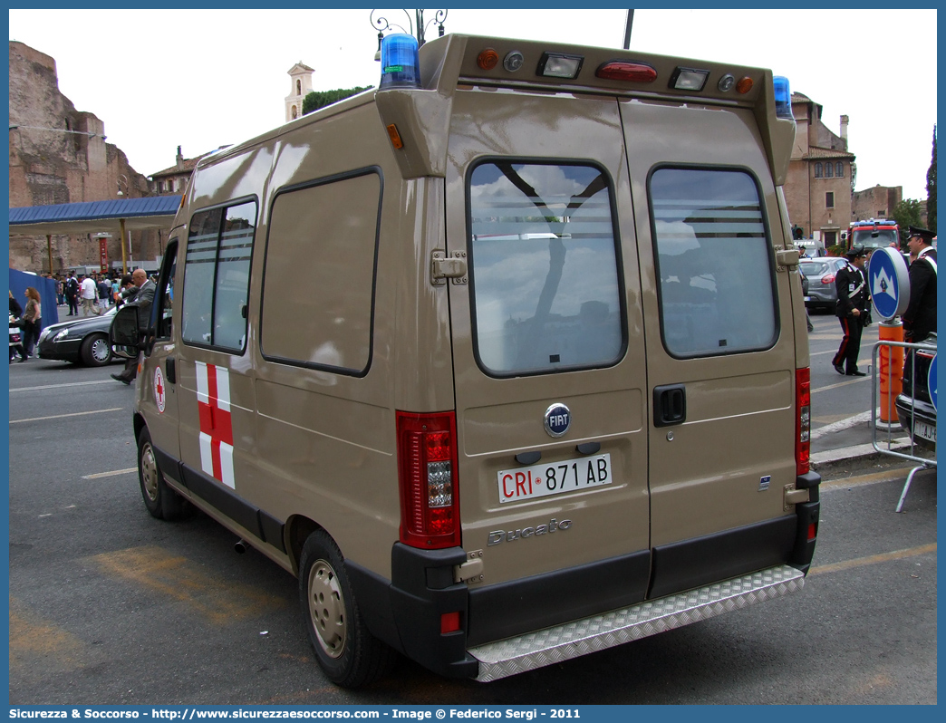 CRI 871AB
Croce Rossa Italiana
Corpo Militare
Fiat Ducato II serie restyling
Allestitore Boneschi S.r.l.
Parole chiave: CRIM;C.R.I.M.;Croce;Rossa;Italiana;Corpo;Militare;Fiat;Ducato;Savio;Boneschi