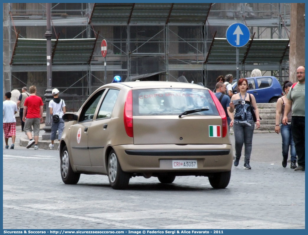 CRI A3037
Croce Rossa Italiana
Corpo Militare
Fiat Punto II serie
Parole chiave: CRIM;C.R.I.M.;Croce;Rossa;Italiana;Corpo;Militare;Fiat;Punto