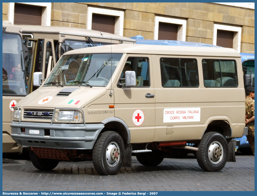 CRI A542
Croce Rossa Italiana
Corpo Militare
Iveco Daily 35-10 4x4 II serie
Parole chiave: CRI;C.R.I.;Croce Rossa Italiana;Corpo Militare;Iveco;Daily 35-10 4x4 II serie;A542