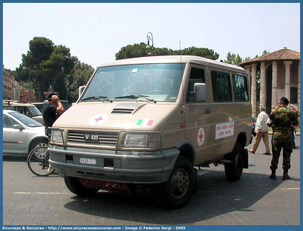 CRI A542
Croce Rossa Italiana
Corpo Militare
Iveco Daily 35-10 4x4 II serie
Parole chiave: CRI;C.R.I.;Croce Rossa Italiana;Corpo Militare;Iveco;Daily 35-10 4x4 II serie;A542