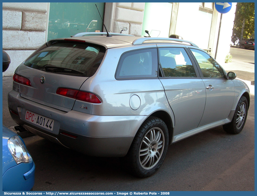 DPC A0144
Dipartimento Nazionale
Protezione Civile
Alfa Romeo 156 Crosswagon
Parole chiave: Dipartimento;Nazionale;Protezione;Civile;DPC;D.P.C.;DPCN;D.P.C.N.;DNPC;D.N.P.C.;Alfa Romeo;156;Crosswagon;A0144