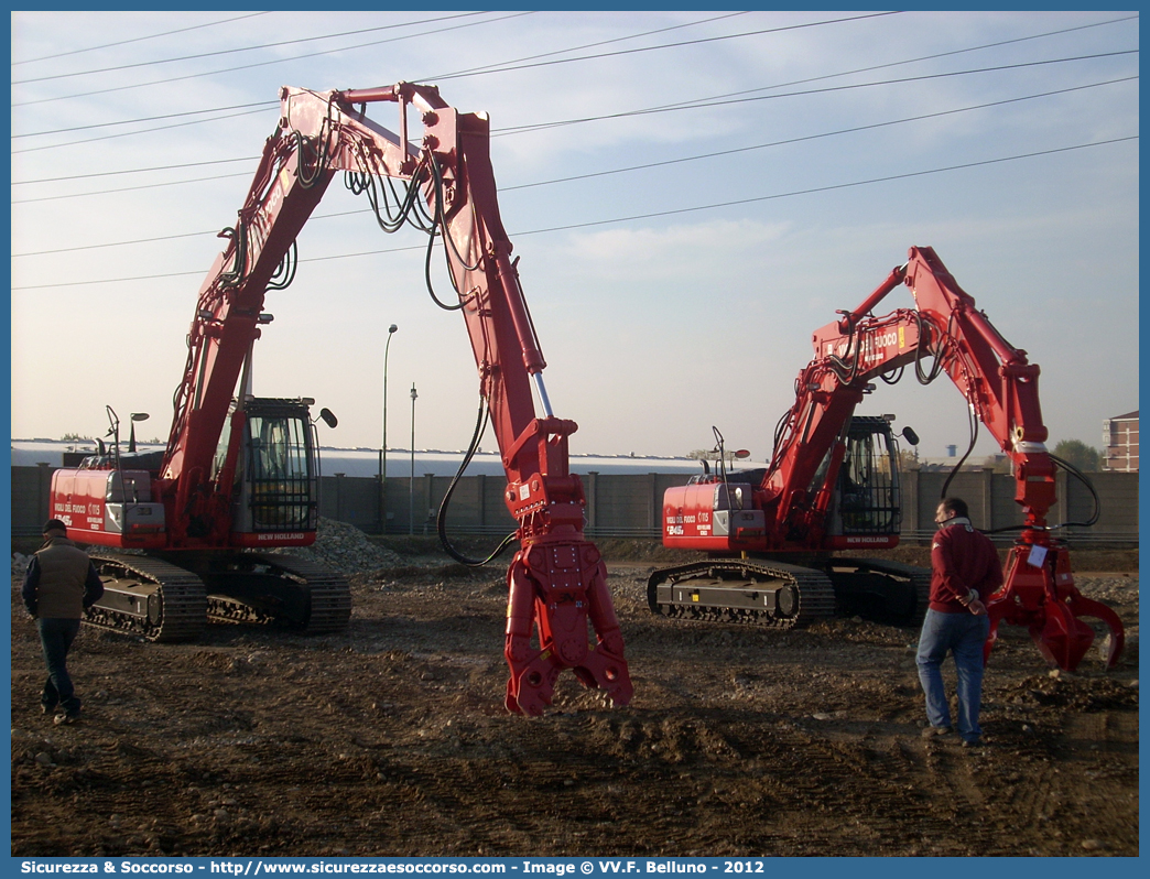 -
Corpo Nazionale Vigili del Fuoco
New Holland Kobelco E245B
Parole chiave: VVF;V.V.F.;Corpo;Nazionale;Vigili;del;Fuoco;New;Holland;Kobelco;E245B