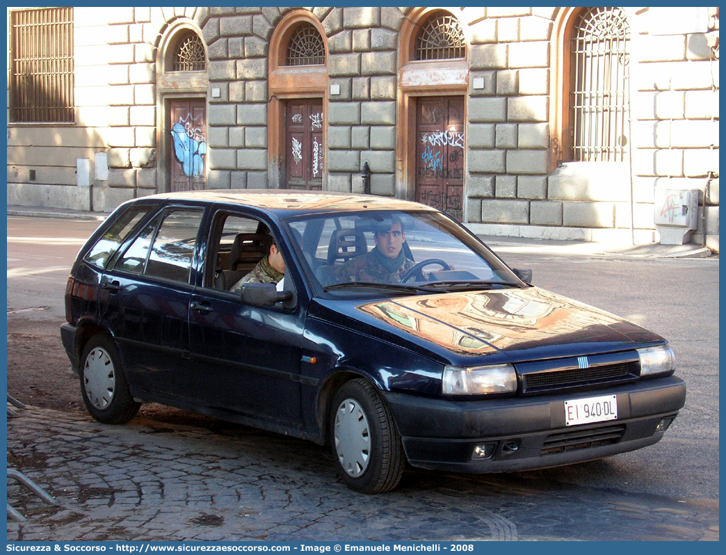 EI 940DL
Esercito Italiano
Fiat Tipo II serie
Parole chiave: EI;E.I.;Esercito;Italiano;Autovetture;Fiat;Tipo II serie