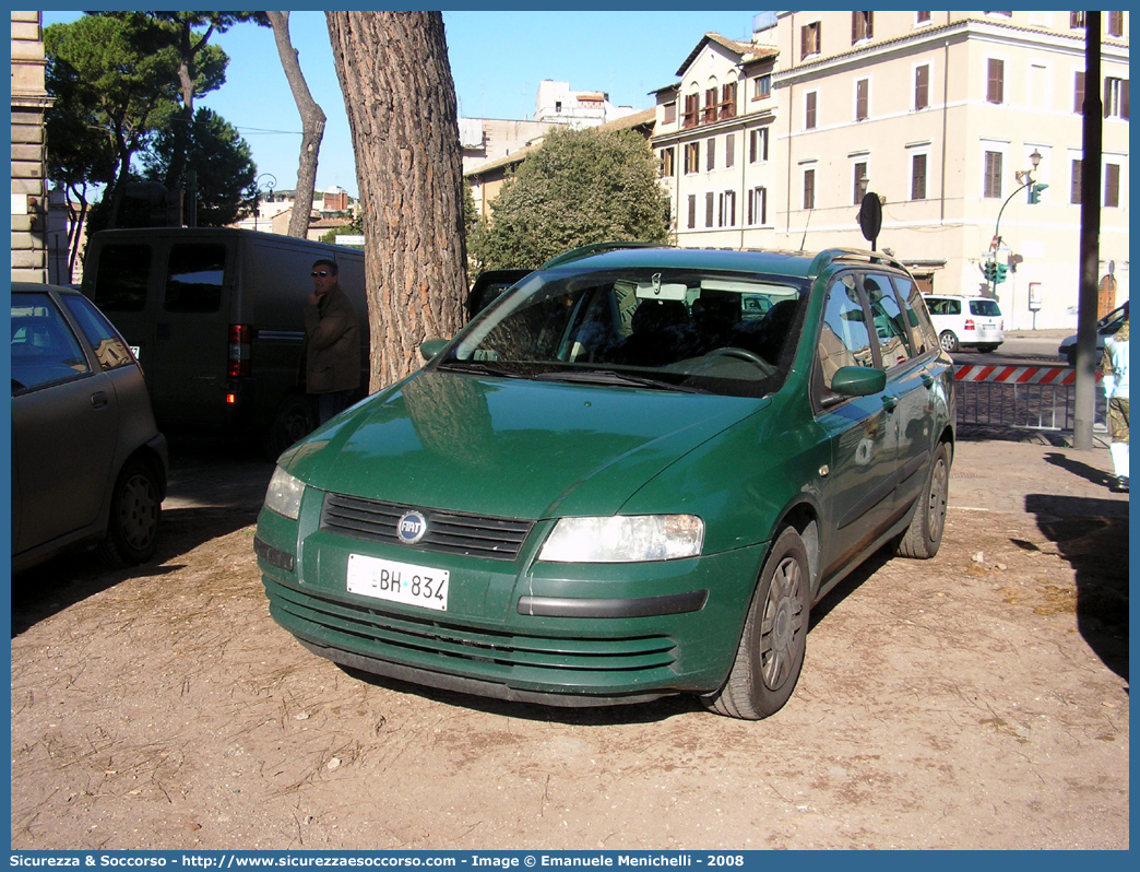 EI BH834
Esercito Italiano
Fiat Stilo Multiwagon I serie
Parole chiave: EI;E.I.;Esercito;Italiano;Autovetture;Fiat;Stilo Multiwagon I serie;BH834