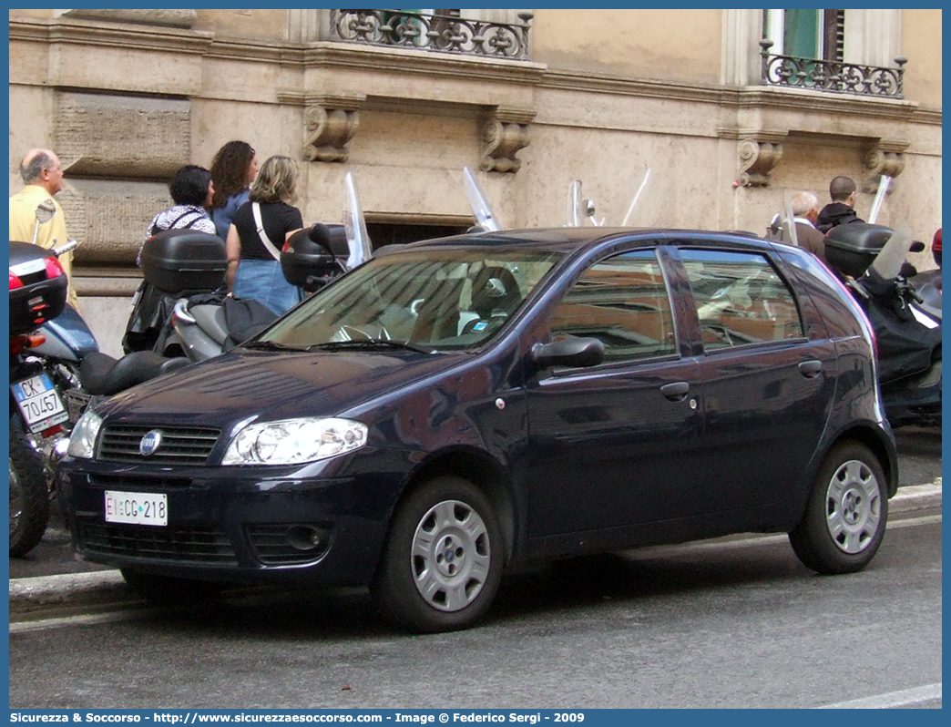 EI CG218
Esercito Italiano
Fiat Punto III serie
Parole chiave: EI;E.I.;Esercito;Italiano;Fiat;Punto