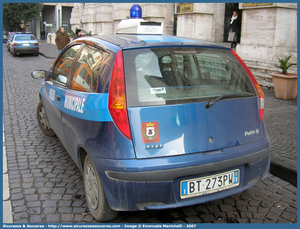 -
Polizia Municipale
Comune di Fabro
Fiat Punto II serie
Parole chiave: Polizia;Locale;Municipale;Fabro;Fiat;Punto