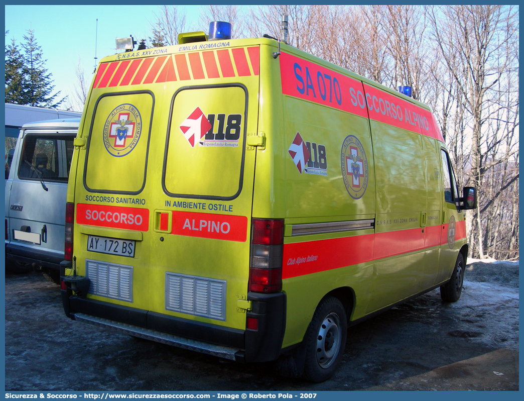 SA 070
Corpo Nazionale
Soccorso Alpino e Speleologico
Delegazione Alpina
XXV Emilia Romagna
Fiat Ducato II serie
Parole chiave: CNSAS;C.N.S.A.S.;Corpo;Nazionale;Soccorso;Alpino;Speleologico;Emilia;Romagna;SAER;S.A.E.R.;Fiat;Ducato