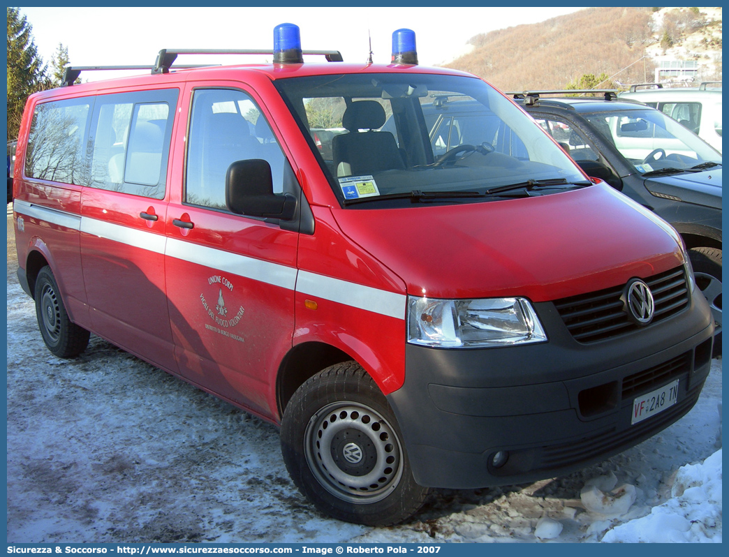 VF 2A8 TN
Unione Distrettuale di Borgo Valsugana
Volkswagen Transporter T5
Parole chiave: VF;V.F.;Vigili del Fuoco;Vigili;Fuoco;Unione Distrettuale;Borgo Valsugana;Volkswagen;Transporter T5;2A8TN