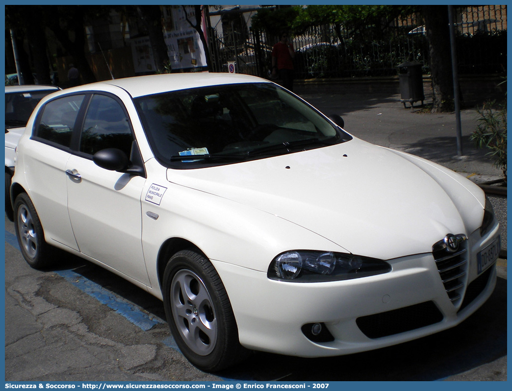 -
Polizia Municipale
Comune di Fano
Alfa Romeo 147 II serie
Parole chiave: Polizia;Locale;Municipale;Fano;Alfa Romeo;147