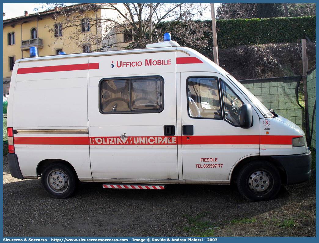 -
Polizia Municipale
Comune di Fiesole
Fiat Ducato II serie
Parole chiave: Polizia;Locale;Municipale;Fiesole;Fiat;Ducato