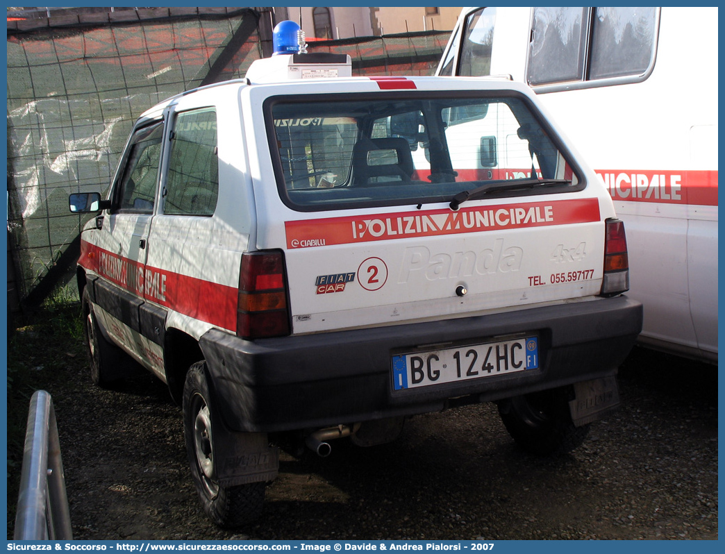 -
Polizia Municipale
Comune di Fiesole
Fiat Panda 4x4 II serie
Parole chiave: Polizia;Locale;Municipale;Fiesole;Fiat;Panda