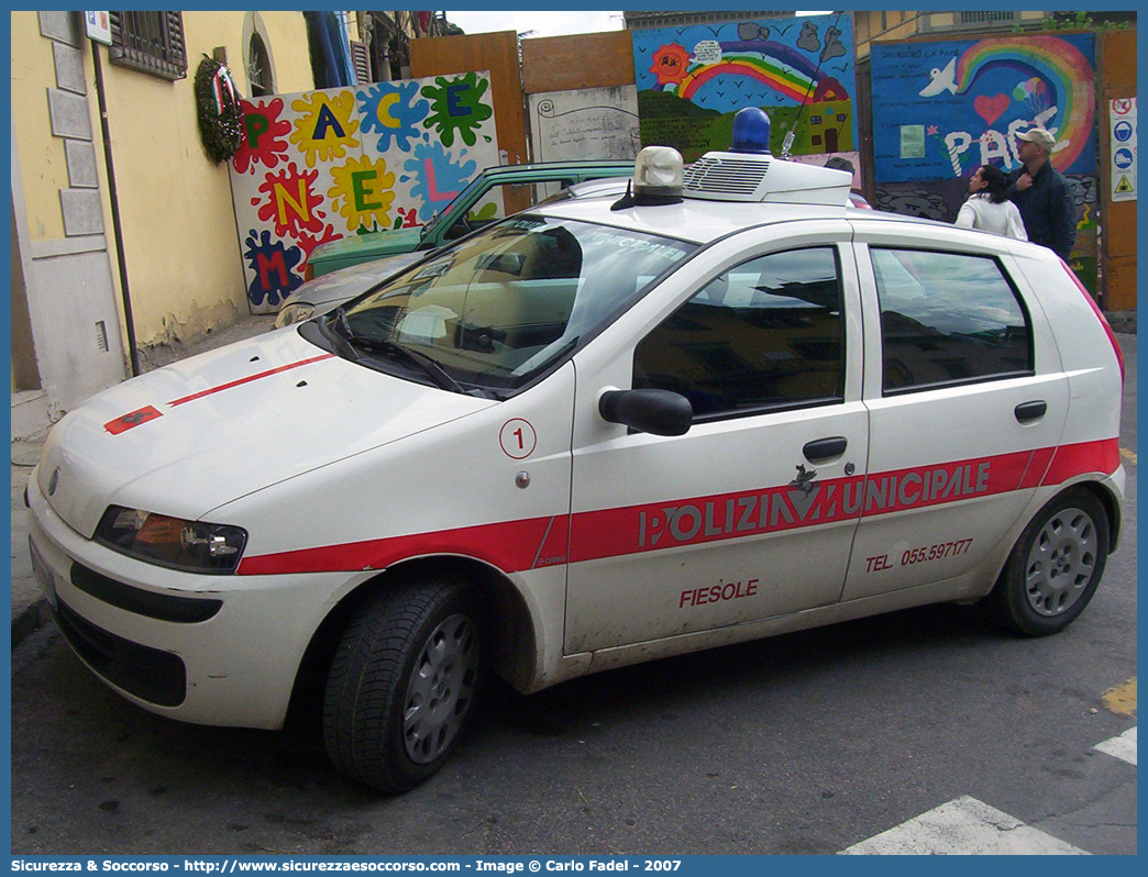 -
Polizia Municipale
Comune di Fiesole
Fiat Punto II serie
Parole chiave: Polizia;Locale;Municipale;Fiesole;Fiat;Punto