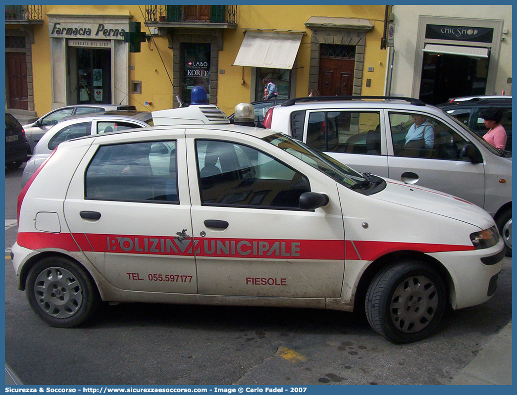 -
Polizia Municipale
Comune di Fiesole
Fiat Punto II serie
Parole chiave: Polizia;Locale;Municipale;Fiesole;Fiat;Punto