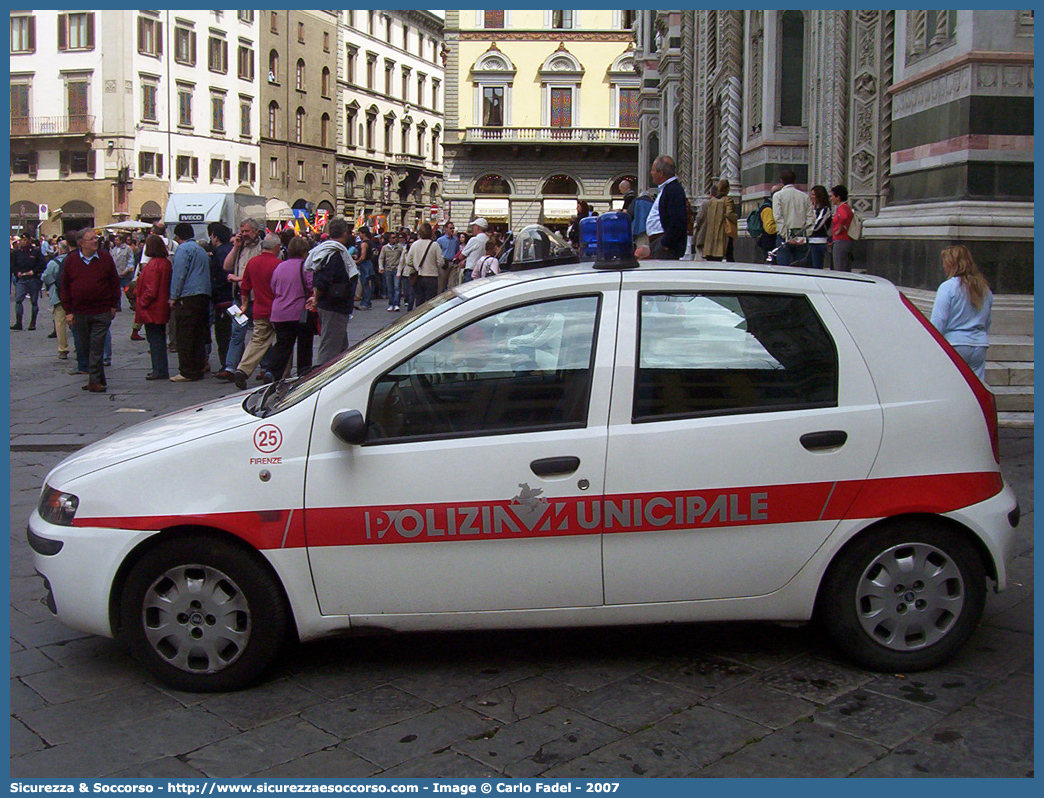 -
Polizia Municipale
Comune di Firenze
Fiat Punto II serie
Parole chiave: Polizia;Locale;Municipale;Firenze;Fiat;Punto