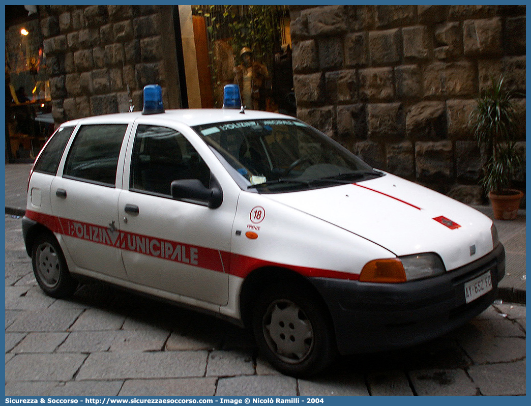 -
Polizia Municipale
Comune di Firenze
Fiat Punto I serie
Parole chiave: Polizia;Locale;Municipale;Firenze;Fiat;Punto