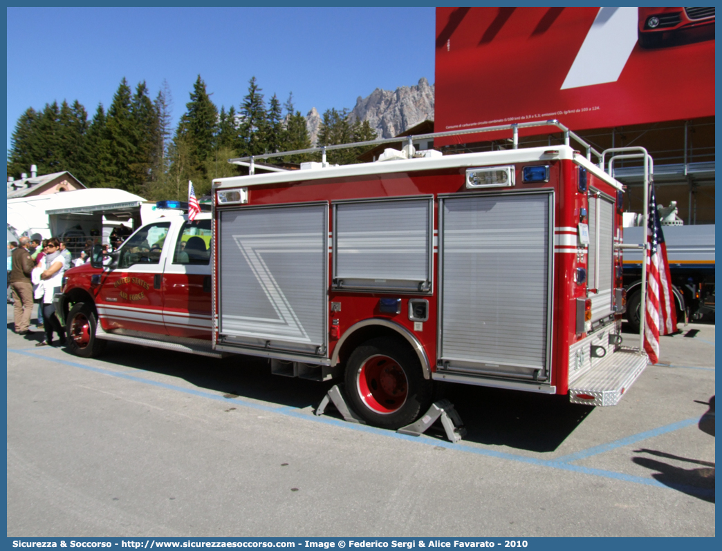 -
Allied Force in Italy
Fire & Emergency Service
Ford F550 Contender I serie
Parole chiave: AFI;A.F.I.;Allied Force;Italy;USAF;U.S.A.F.;Air Force;Fire;Emergency;Service;Ford;F550;Contender